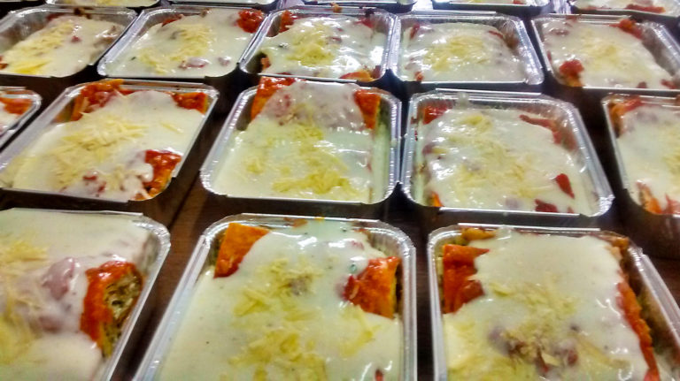 Lasagna Rellena con salsa mixta